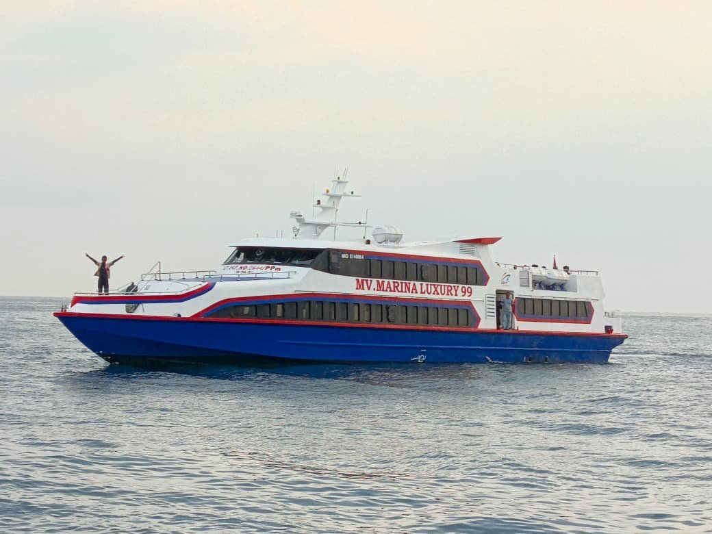 Marina fast boat MV Marina Luxury 99 on the sea